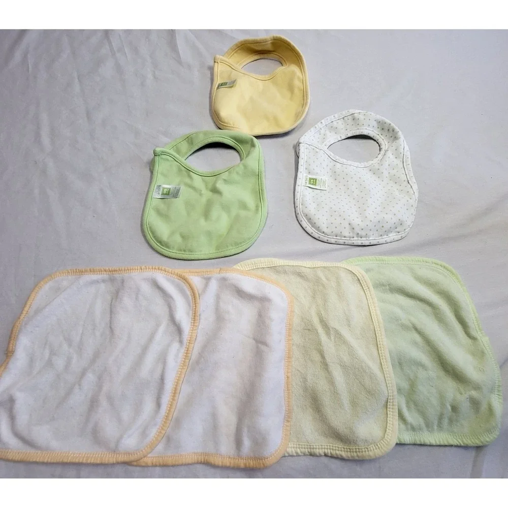 Carters Baby Bibs and Wash‎ Cloths Set Kids OS Green Yellow Good 7pc Lot
